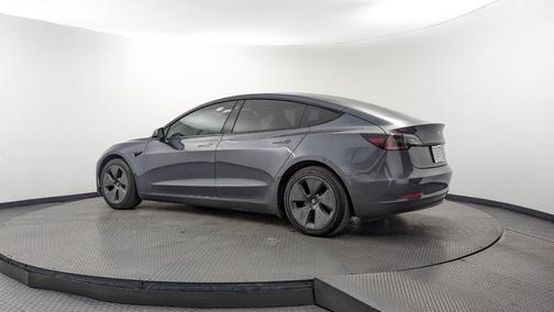 Gray 2022 Tesla Model 3 Long Range