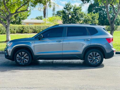 2022 Volkswagen Taos 1.5T S