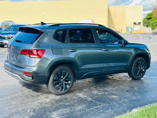 2022 Volkswagen Taos 1.5T S