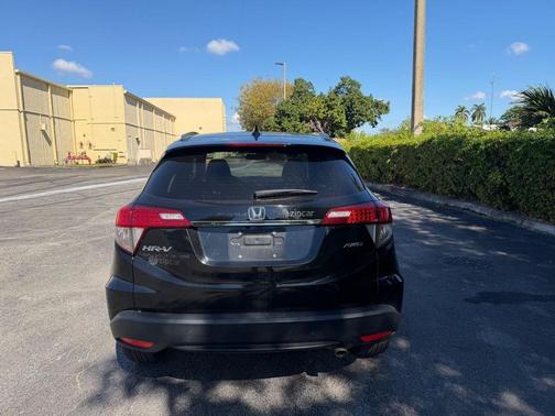 2022 Honda HR-V EX