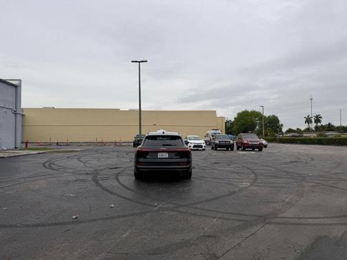 2021 Audi e-tron Premium