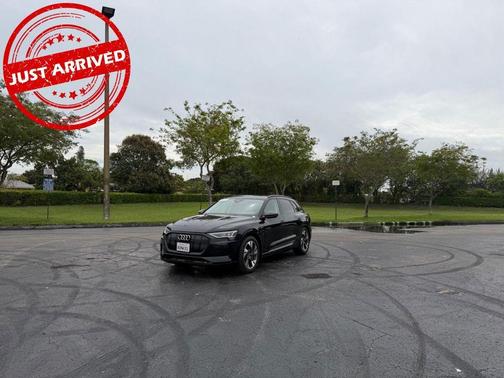 2021 Audi e-tron Premium