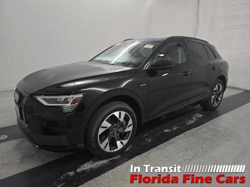 2021 Audi e-tron Premium