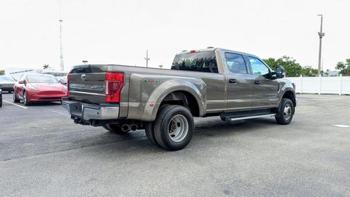 2022 Ford F-350 XLT