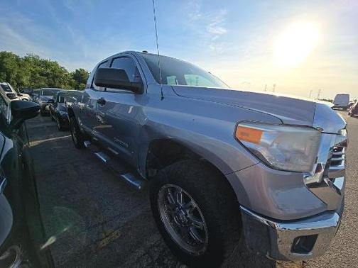 Silver Sky Metallic 2017 Toyota Tundra SR5