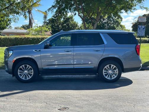 2021 GMC Yukon SLT