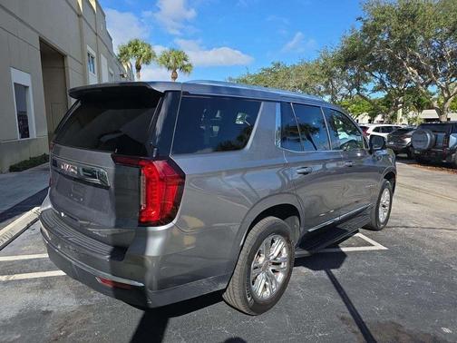 2021 GMC Yukon SLT