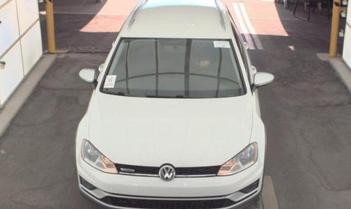 2017 Volkswagen Golf Alltrack TSI S