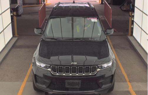 2023 Jeep Grand Cherokee Laredo