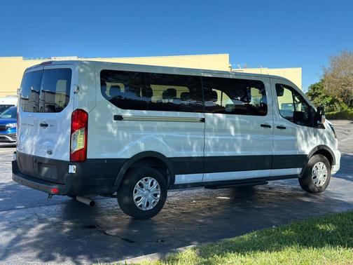 2023 Ford Transit Connect XLT