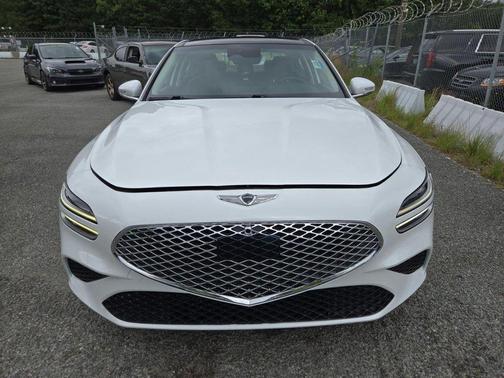 2022 Genesis G70 2.0T