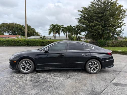 2023 Hyundai SONATA SEL