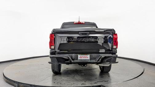2024 Chevrolet Colorado WT