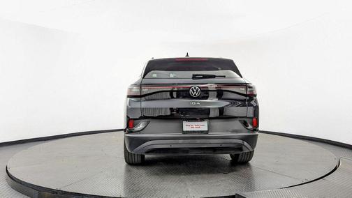 2023 Volkswagen ID.4 Pro