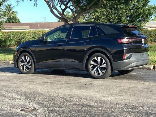 2023 Volkswagen ID.4 Pro