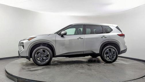 Brilliant Silver Metallic 2025 Nissan Rogue SV