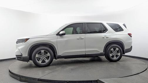 2023 Honda Pilot EX-L 8-Passenger