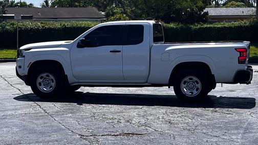 2023 Nissan Frontier S