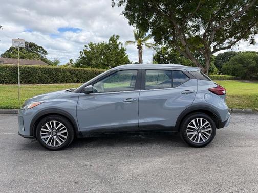 2021 Nissan Kicks SV