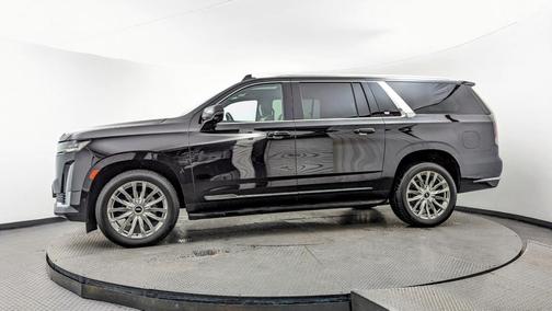 2022 Cadillac Escalade ESV Premium Luxury