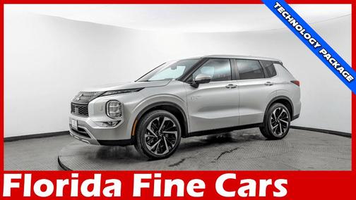 2023 Mitsubishi Outlander PHEV SE