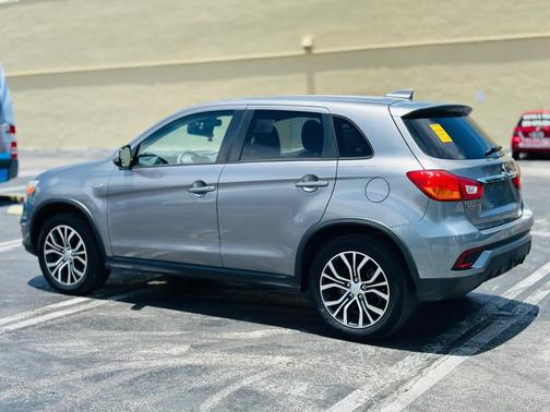 2019 Mitsubishi Outlander Sport ES