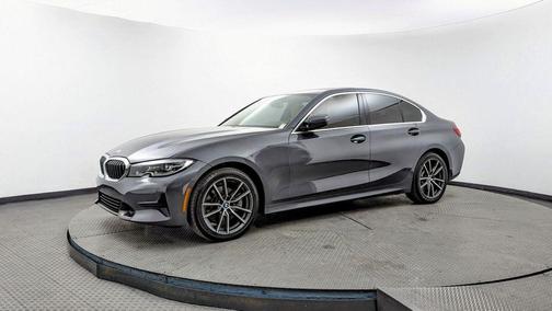2020 BMW 330 i