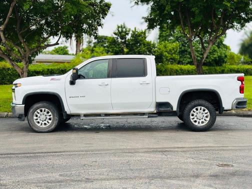 2023 Chevrolet Silverado 2500 LT