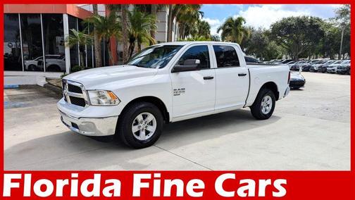 Bright White Clearcoat 2023 RAM 1500 Classic SLT