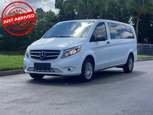 2020 Mercedes-Benz Metris Base
