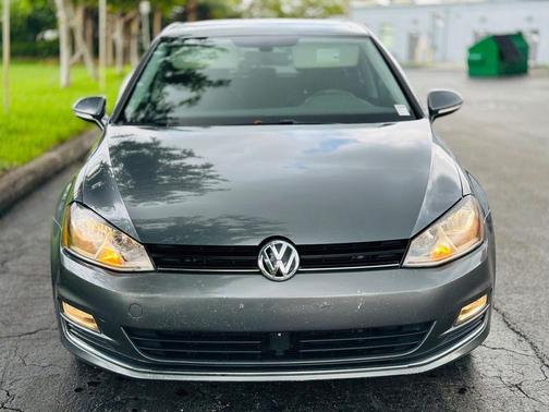 2017 Volkswagen Golf TSI SEL 4-Door