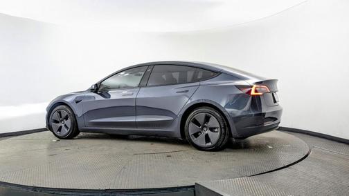 2022 Tesla Model 3 Base