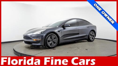 2022 Tesla Model 3 Base