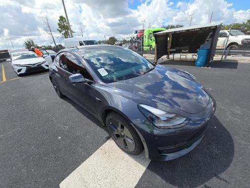 2022 Tesla Model 3 Base