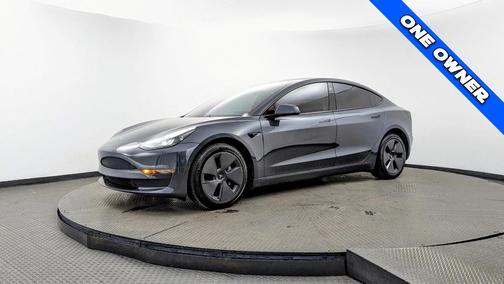 2022 Tesla Model 3 Base
