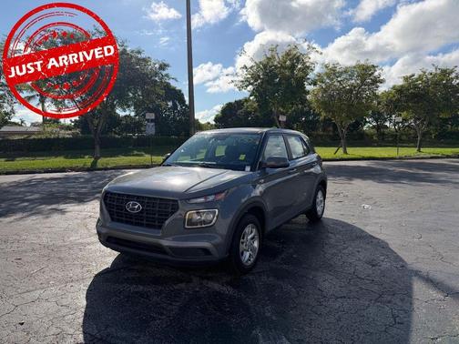 2021 Hyundai VENUE SE