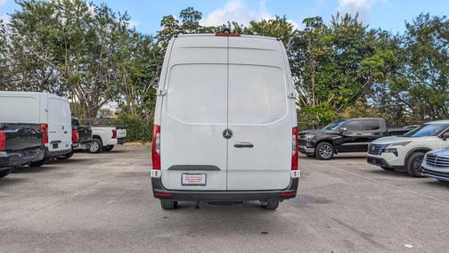 2022 Mercedes-Benz Sprinter 2500 HIGH ROOF 170