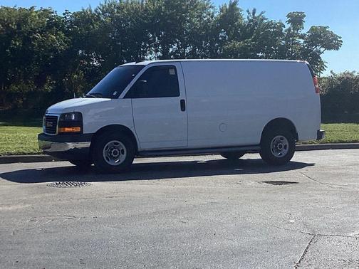 2019 GMC Savana 2500 Work Van