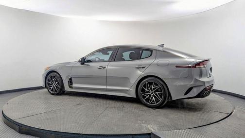 2022 Kia Stinger GT-Line