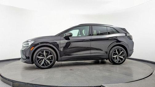Deep Black Pearl Effect 2023 Volkswagen ID.4 Pro S