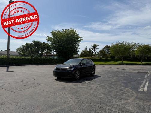 Deep Black Pearl Effect 2023 Volkswagen ID.4 Pro S