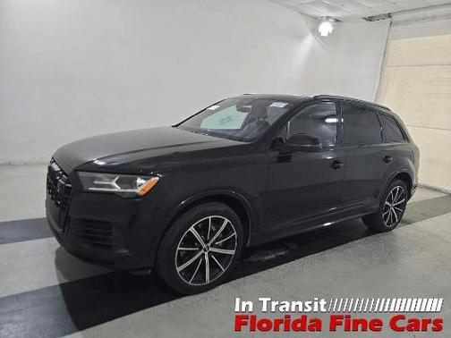 2022 Audi Q7 55 Premium Plus
