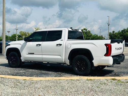 2025 Toyota Tundra SR5