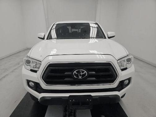 White 2023 Toyota Tacoma SR5