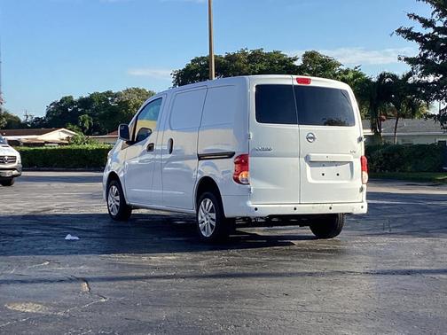 2020 Nissan NV200 SV