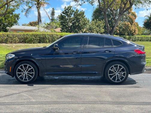 2019 BMW X4 xDrive30i