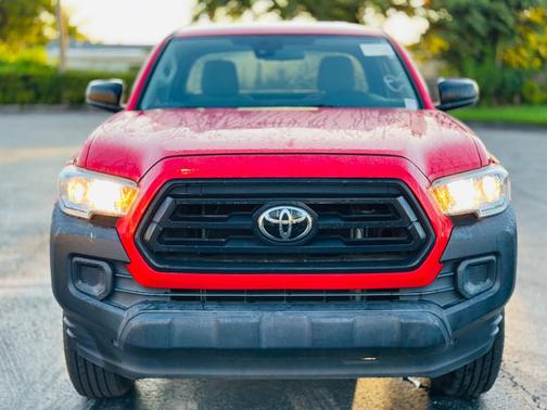 2021 Toyota Tacoma SR