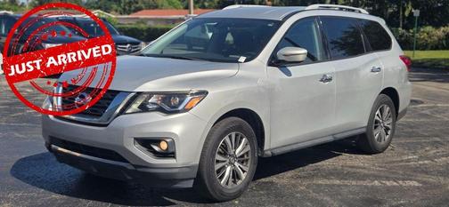 2019 Nissan Pathfinder SV