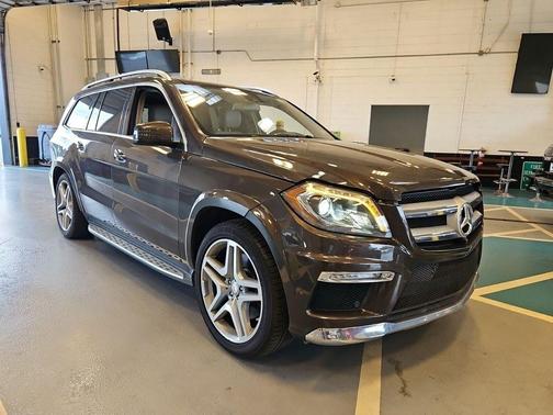 2015 Mercedes-Benz GL-Class GL 550 4MATIC