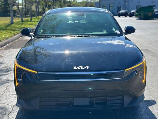 2025 Kia K4 